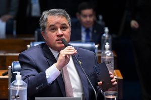 Senado furto e roubo