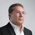 O ex-técnico Vanderlei Luxemburgo | Foto: Divulgação
