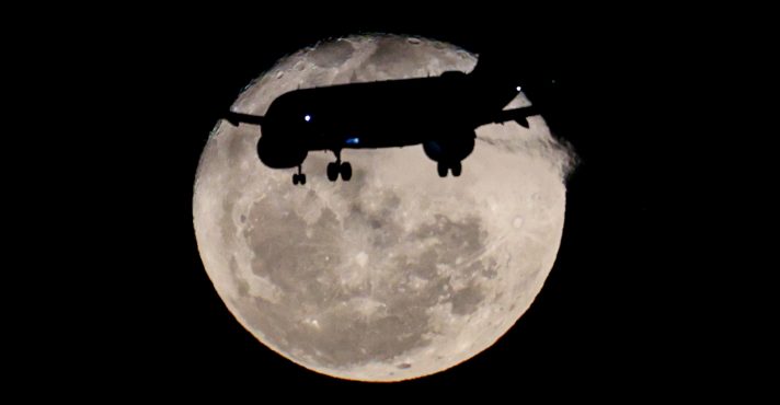 Avião