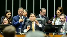 Plenário durante sessão conjunta do Congresso Nacional destinada à deliberação do veto presidencial ao PL da Dosimetria