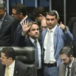Congresso Nacional derrubou o veto de Lula ao PL da Dosimetria depois de mais de 4 horas de sessão