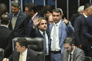 Congresso Nacional derrubou o veto de Lula ao PL da Dosimetria depois de mais de 4 horas de sessão