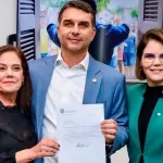 Soraya Santos (PL-RJ) ao lado de Flávio Bolsonaro(PL-RJ) e da deputada federal Coronel Fernanda (PL-MT) - Foto: Divulgação/Agência Câmara