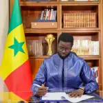 Senegal dobra pena contra relações homossexuais
