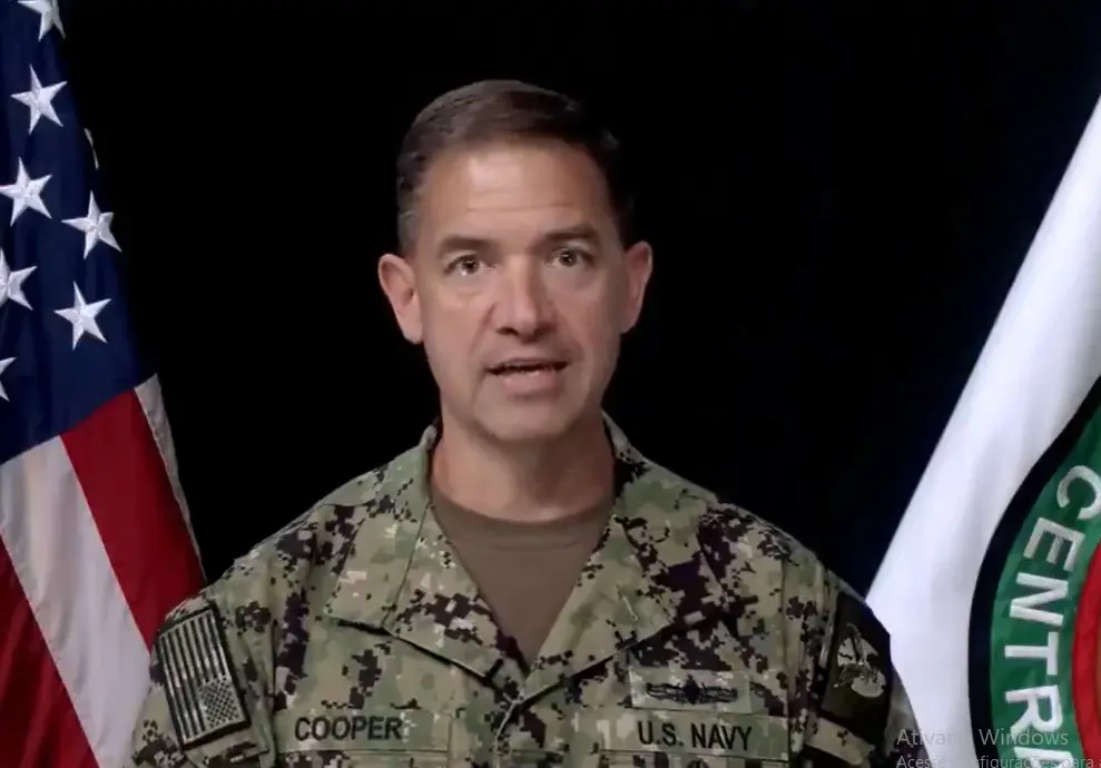 O almirante Brad Cooper, chefe do Comando Central dos EUA | Foto: Reprodução/X