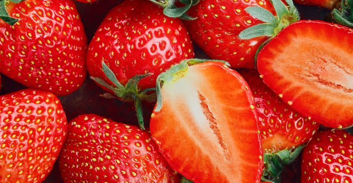 O Egito lidera as exportações mundiais de morango congelado | Foto: Ededchechine/Freepik