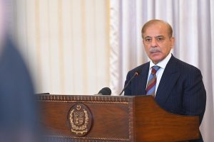 Além de pedir prorrogação a Trump, Shehbaz Sharif apelou ao Irã para reabrir o Estreito de Ormuz | Foto: Reprodução/Flickr