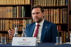 JD Vance Irã EUA
