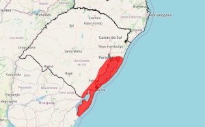 Vendaval atinge principalmente a faixa costeira e está associado a um ciclone extratropical que atua sobre o Uruguai e se desloca em direção ao oceano | Foto: Reprodução/Inmet