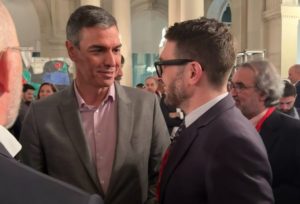 Alexander Soros comparece a evento da esquerda | Foto: Ivan Kleber