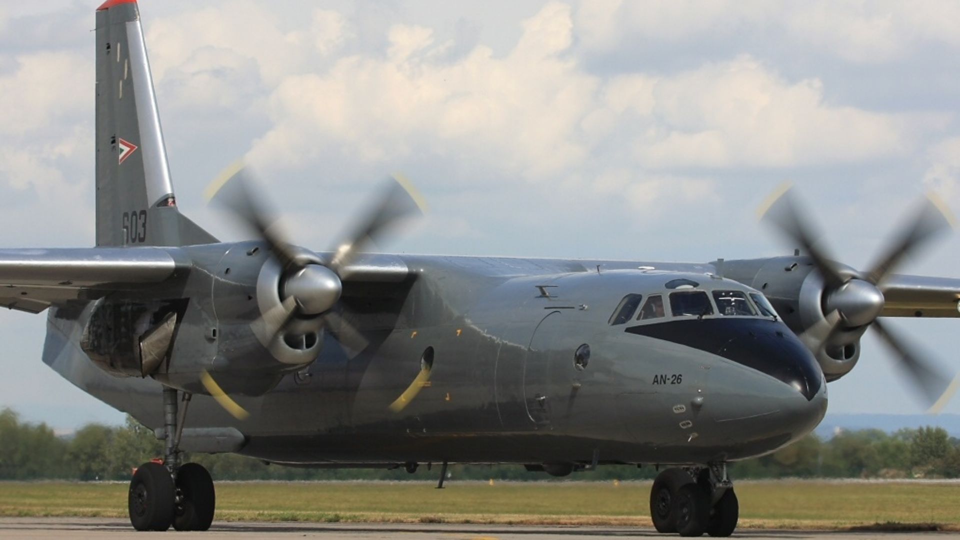 avião-crimeia-an-26-Alan Lebeda-wikimedia commons