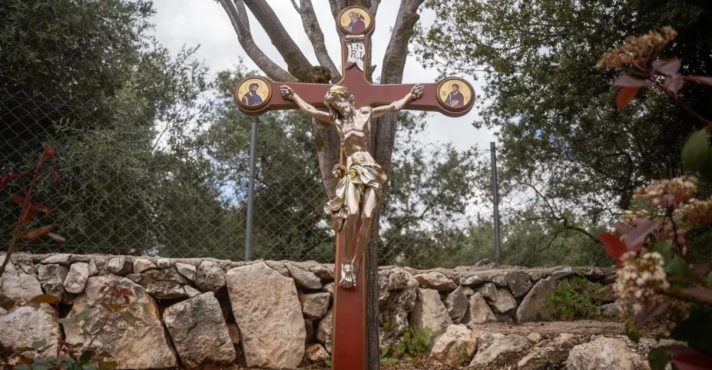 Nova estátua de Jesus oferecida pelas Forças de Defesa de Israel aos moradores de Debel | Foto: Divulgação/IDF
