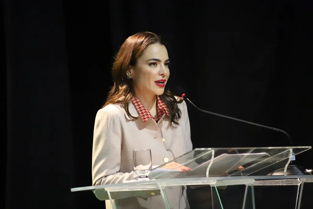 A delegada Tatiana Alves Torres, nova representante da PF em Miami | Foto: Divulgação/TCEMG