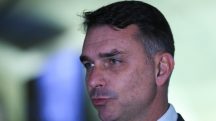 Senador Flávio Bolsonaro durante entrevista | Foto: Lula Marques/Agência Brasil