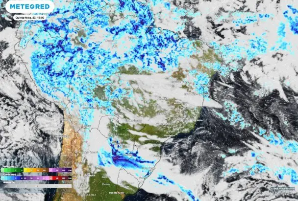 Previsão de chuva para o Brasil, destacando as regiões Norte e Nordeste, onde são esperadas chuvas intensas
