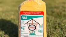 Imagens do fubá da marca Alemão, produto proibido pela Anvisa