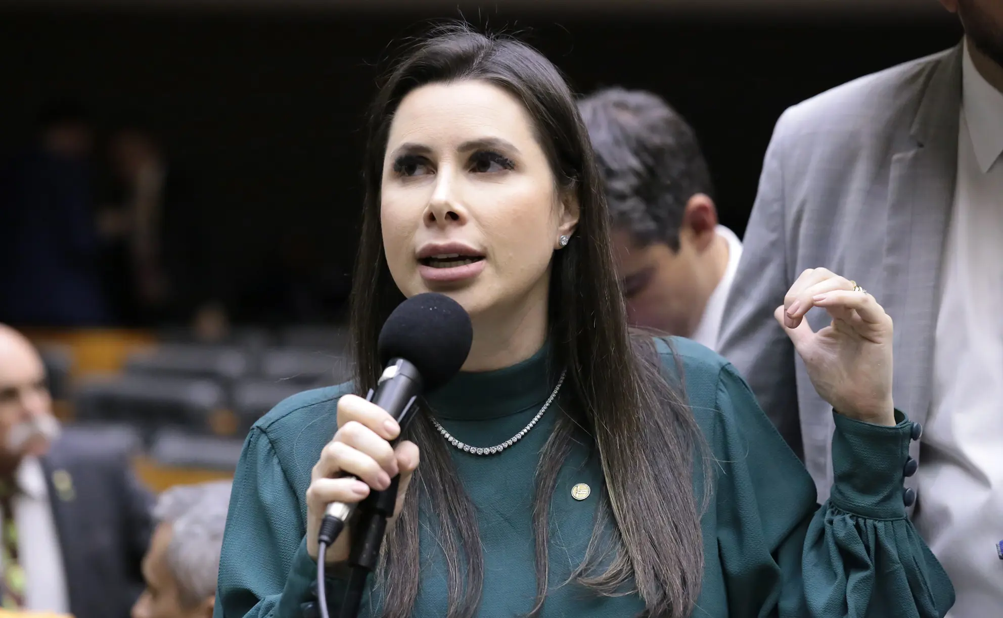 A deputada Carol De Toni