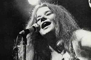 Nascida em Port Arthur, no Texas, Janis Joplin saiu de casa aos 17 anos. Ela começou a carreira musical em Austin, capital do Estado | Foto: Reprodução/Wikimedia Commons