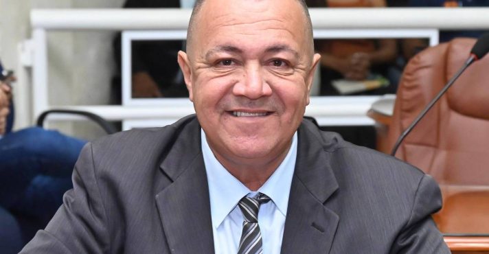 Vereador de Nova Iguaçu, na Baixada Fluminense (RJ), morre depois de atentado a tiros