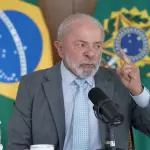 Ramagem foi preso por ser 'golpista condenado', diz Lula