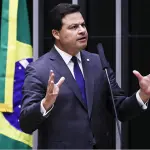 Escolhido por Ratinho Jr., Sandro Alex mira diretamente o senador Sergio Moro (PL), que hoje lidera as sondagens no estado | Foto: Divulgação/Câmara dos Deputados