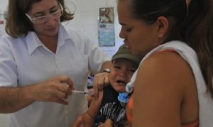 Falta de dinheiro no SUS seria uma das razões pela não inclusão da vacina | Foto: Arquivo/Agência Brasil