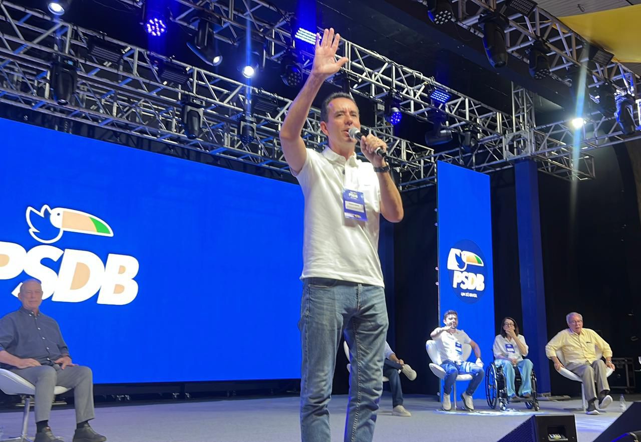Paulo Serra, do PSDB, desiste de candidatura ao governo de SP