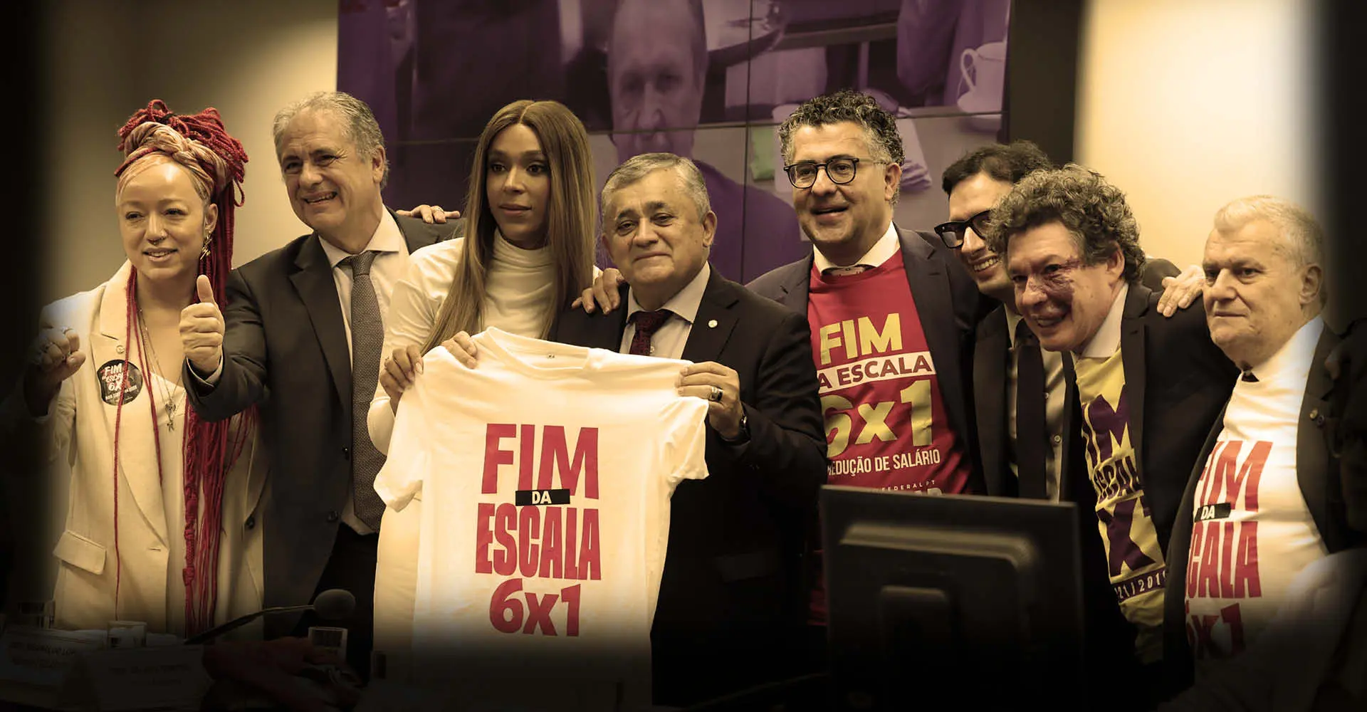 Reunião da Comissão Especial da Câmara sobre o Fim da Escala 6x1 para votar o relatório final da proposta de emenda à Constituição (PEC 221/2019) que reduz a jornada de trabalho a 36 horas semanais em 10 anos | Foto: Lula Marques/Agência Brasil
