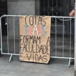 Os alunos pedem por cotas trans e indígenas no vestibular | Foto: Tauany Cattan/Revista Oeste