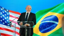 07.05.2026 - Presidente da República, Luiz Inácio Lula da Silva, durante Coletiva à imprensa, na Casa Branca, em Washington, D.C: uso de fone para tradução