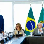 Presidente da República, Luiz Inácio Lula da Silva, durante Sanção do Projeto de Lei nº 2.120, de 2022, que institui o Dia Nacional em Memória das Vítimas da Covid-19, no Palácio do Planalto, em Brasília | Foto: Wallison Breno/PR