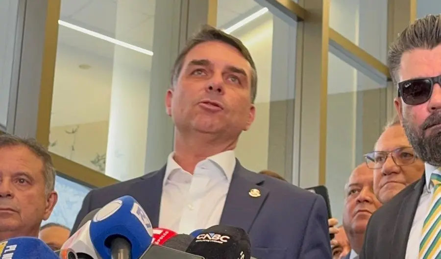 Flávio em pronunciamento