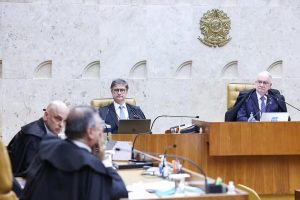 STF aposentadoria compulsória