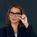 Janja critica a Globo e erra pronúncia ao explicar termo Red Pill