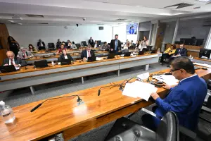 Senado quer ouvir representante dos EUA sobre a classificação de facções como terroristas