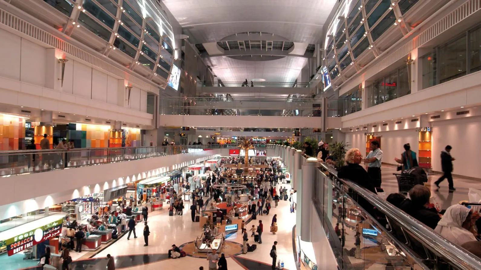 Aeroporto de Dubai: mais de 95 milhões de passageiros em 2025 | Foto: Reprodução/X
