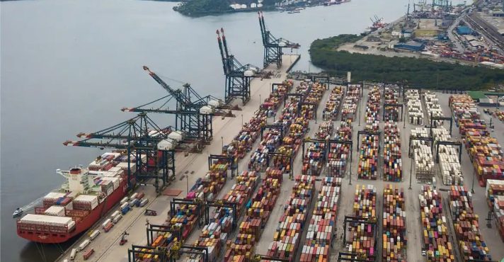 Terminais de carga e descarga no Porto de Santos | Foto: Divulgação/Porto de Santos