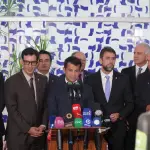 Deputado Luizinho afirma que proposta prevê a adoção da escala 5x2 e abre espaço para futuras discussões sobre exceções em alguns setores | Foto: União Brasil
