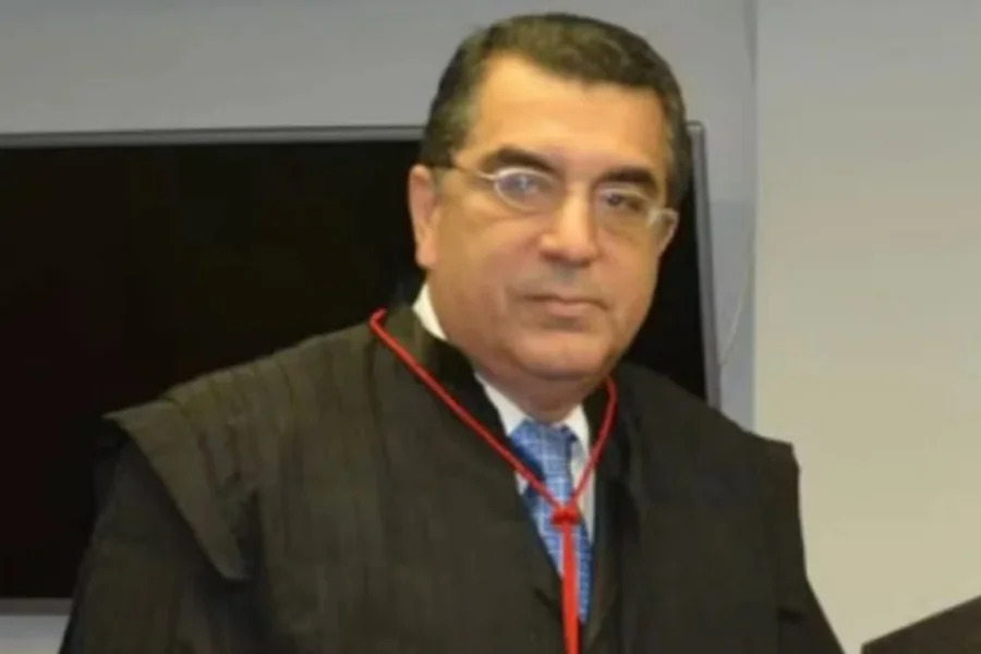 Desembargador desaparecido há 1 mês é encontrado morto no Rio