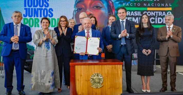 lula assina decreto