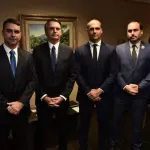 Flávio, Jair, Eduardo e Carlos viraram alvo do Intercept Brasil | Foto: Reprodução/Flickr/Jair Bolsonaro