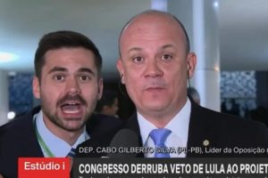 assessor interrompe transmissão