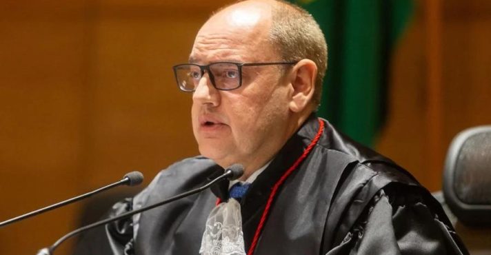 O governador interino do Rio de Janeiro, Ricardo Couto
