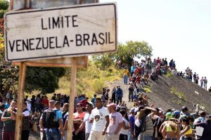 O fluxo de venezuelanos gera incerteza e pressão sobre o Estado de Roraima