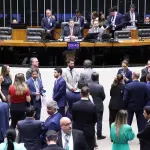 Sessão do Congresso para derrubar os vetos de Lula da LDO