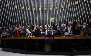 Aprovação da PEC do Fim da Escala 6x1