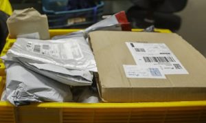 Correios taxa blusinhas rombo