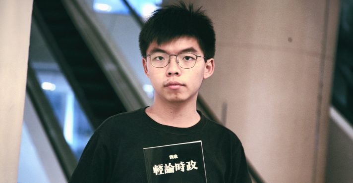 Joshua Wong, um dos principais ativistas pró-democracia em Hong Kong | Foto: Honcques Laus/Wikimedia Commons