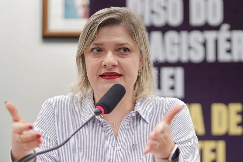 Deputada do Psol recorre à OEA contra PL da Dosimetria