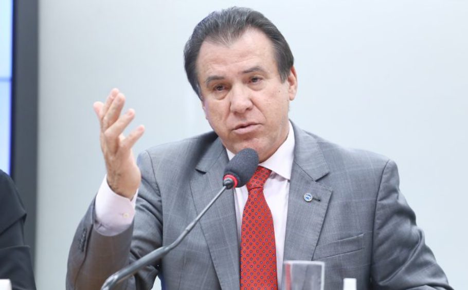 Luiz Marinho minimizou os custos diretos e defendeu que a redução da jornada tende a reduzir despesas indiretas | Foto: Vinicius Loures/Câmara dos Deputados